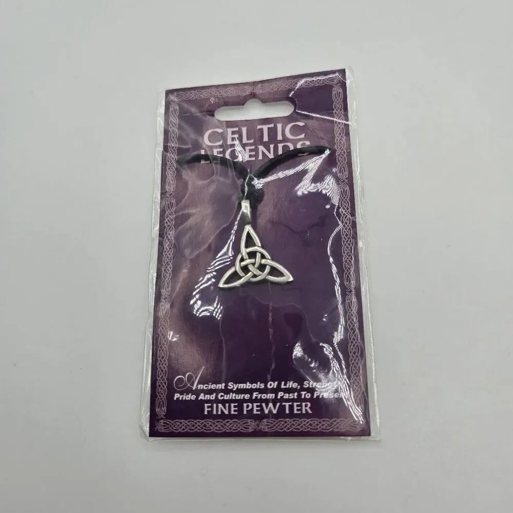 Celtic Legends Trinity Knot Pendant Necklace Pewter